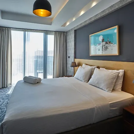 Four-G Hotel-3